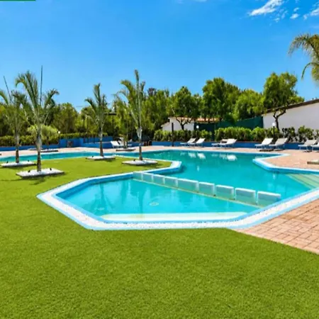 With Pool By The Sea In Nicotera